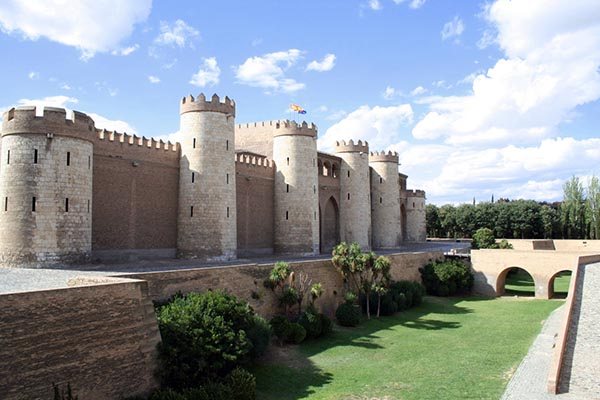 Palacio de la Aljafería Palacio de la Aljafería